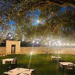 Masseria Borgo Santuri أوستوني