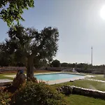 Masseria Borgo Santuri أوستوني
