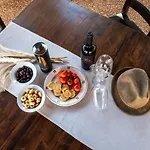 Masseria Borgo Santuri مزرعة للإقامة *