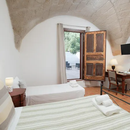 Masseria Borgo Santuri Farm stay