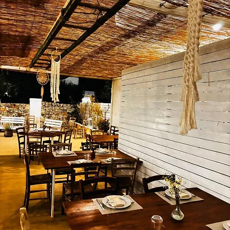 Masseria Borgo Santuri Κατάλυμα σε φάρμα