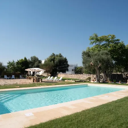 Фермерский дом Masseria Borgo Santuri Остуни